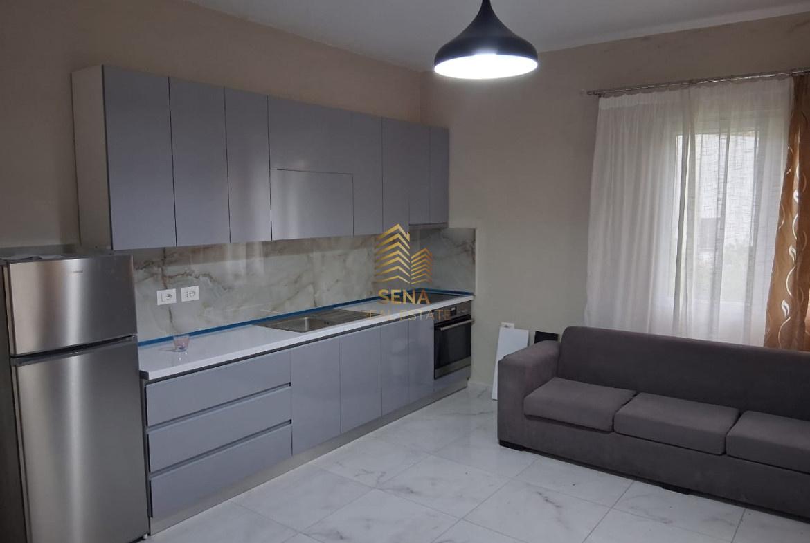 Qira, Hyrje Private 3+1+Blk,Rruga Elbasan , 55,000 Lek/Muaj