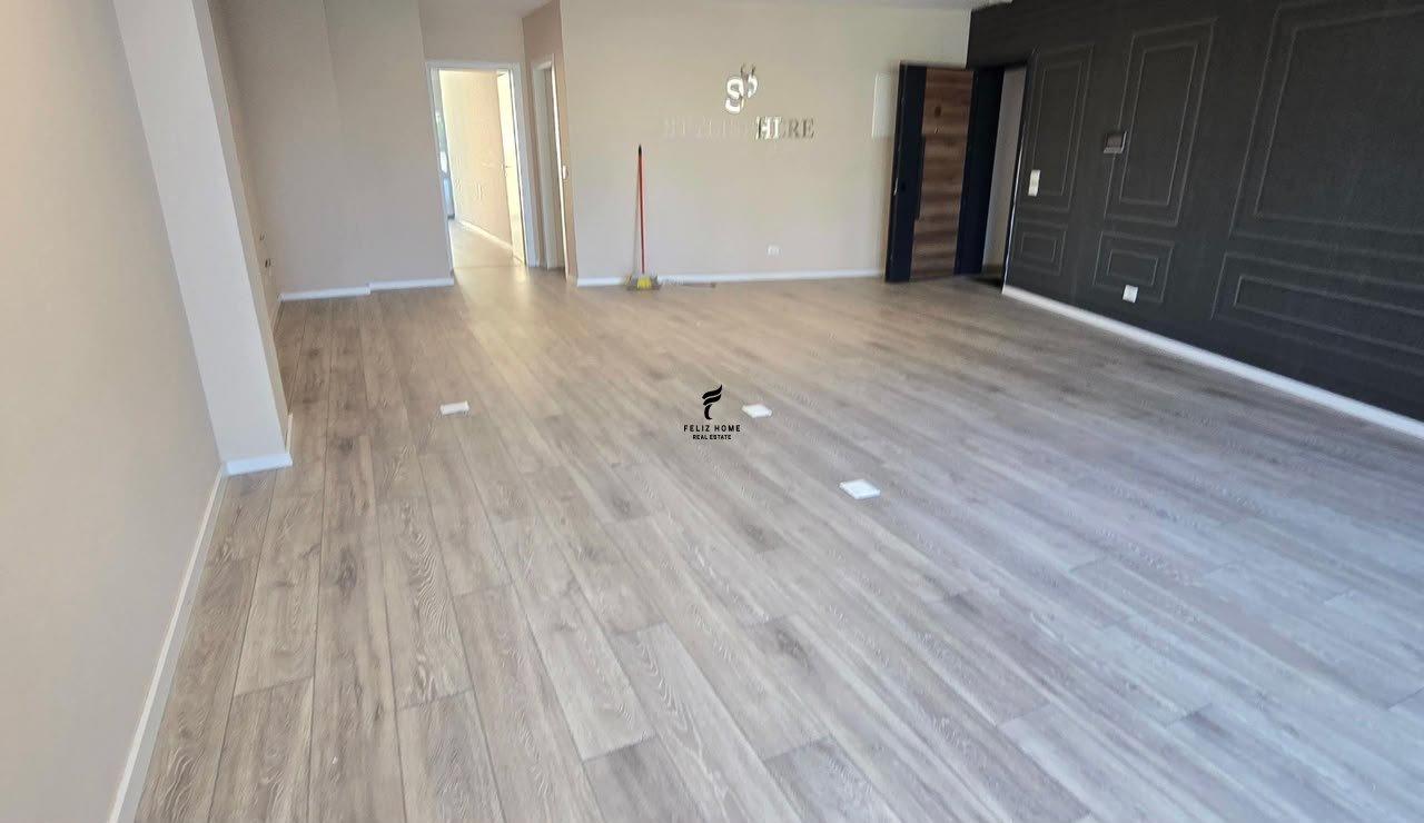 ZYRE ME QERA 102M2 LAKE VIEW 150.000 LEKE FH-80177