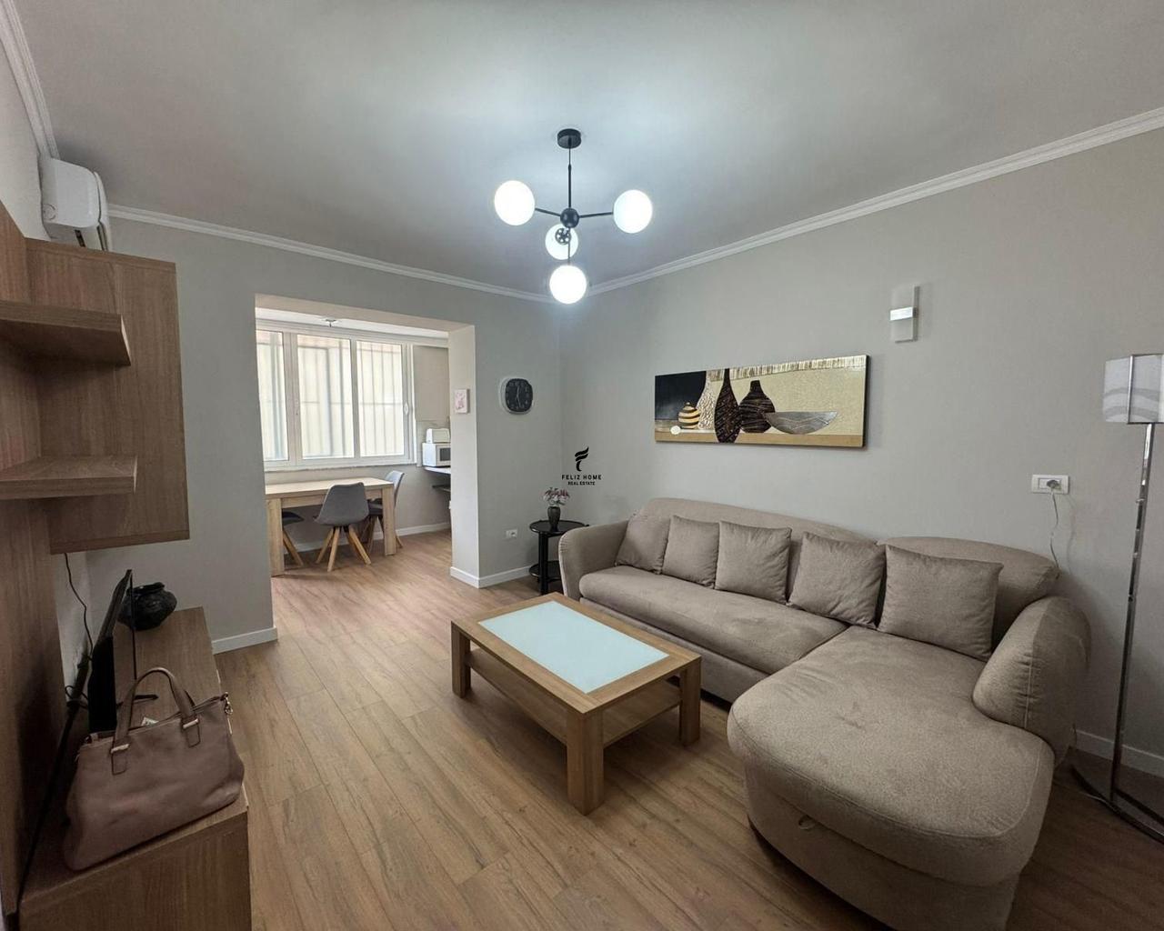 APARTAMENT ME QERA 2+1 BLLOK 80.000 LEKE FH-80161