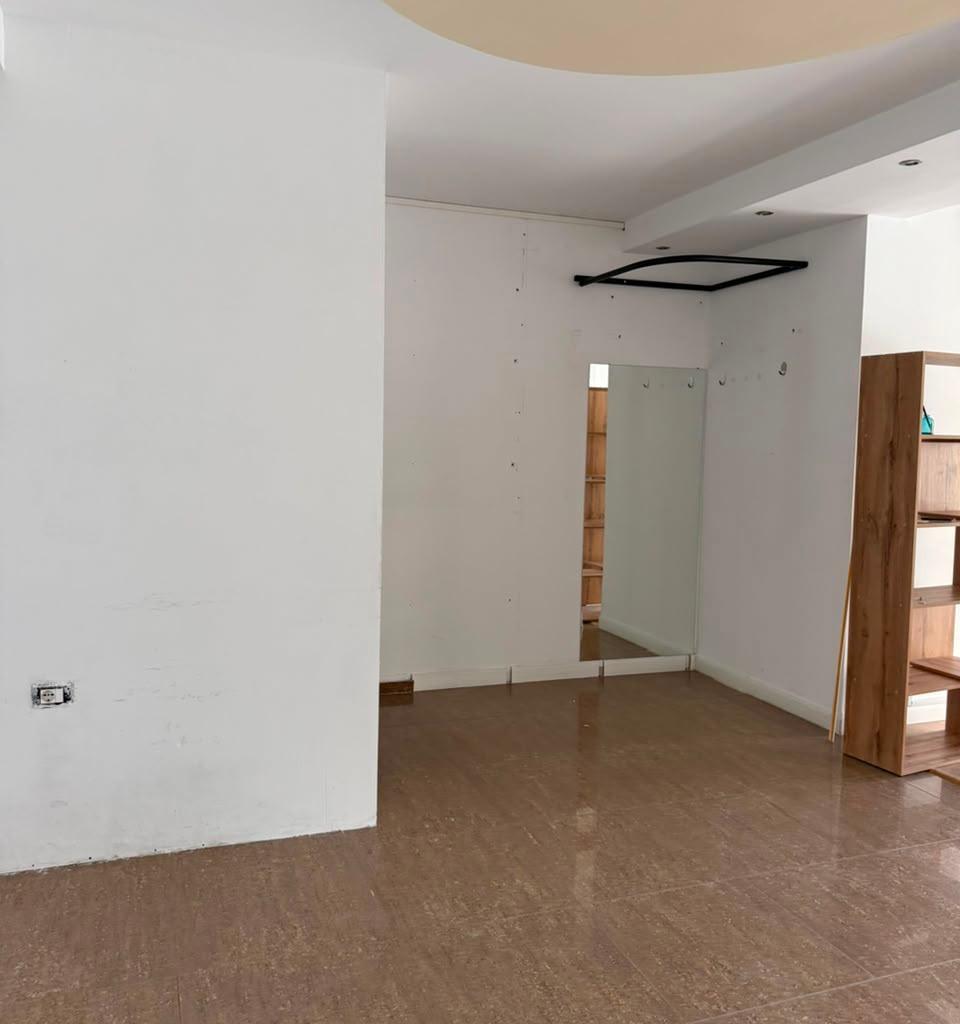 Negozio in affitto, Bulevardi Migjeni