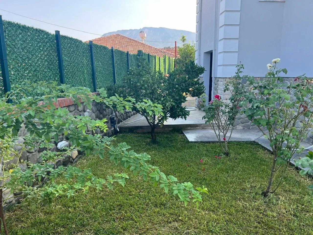 đĄ VILĂ 3-KATĂSHE ME QIRA â LUNDĂR, pranĂ« TEG