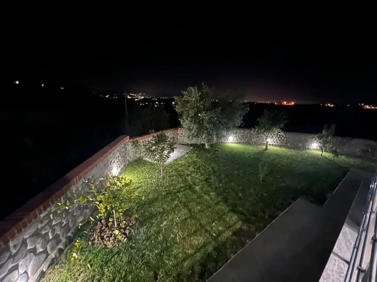 đĄ VILĂ 3-KATĂSHE ME QIRA â LUNDĂR, pranĂ« TEG