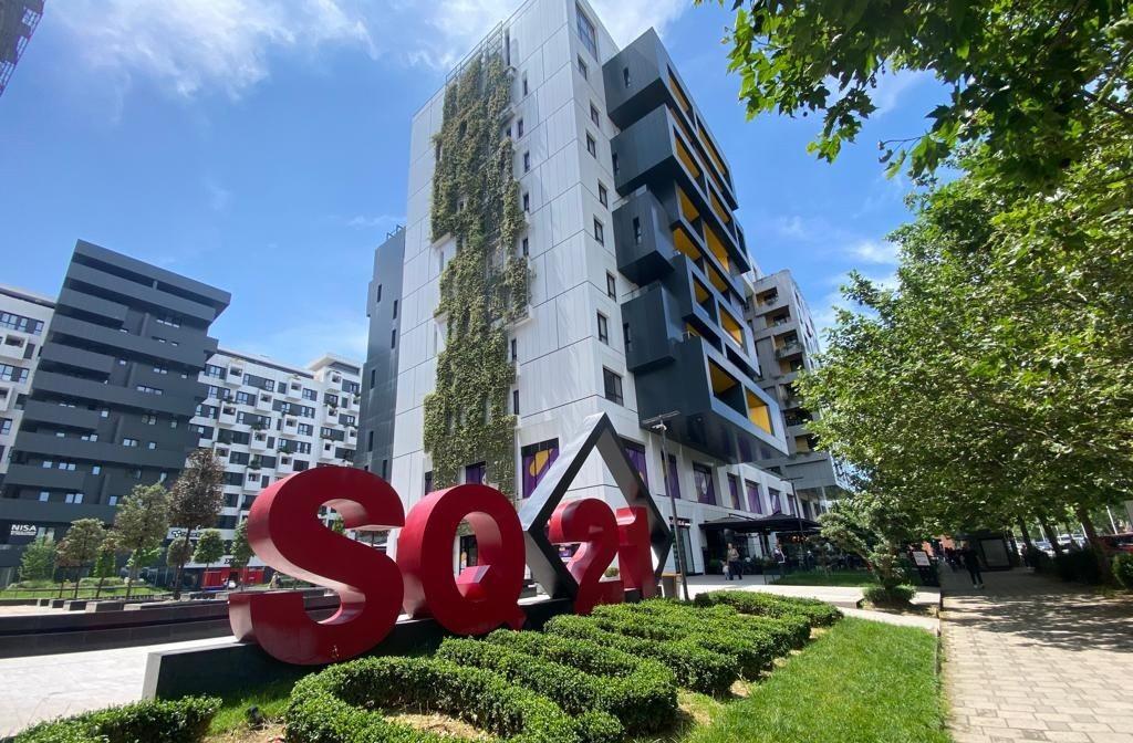🏢 SHITET AMBIENT BIZNESI NË KOMPLEKSIN SQUARE 21