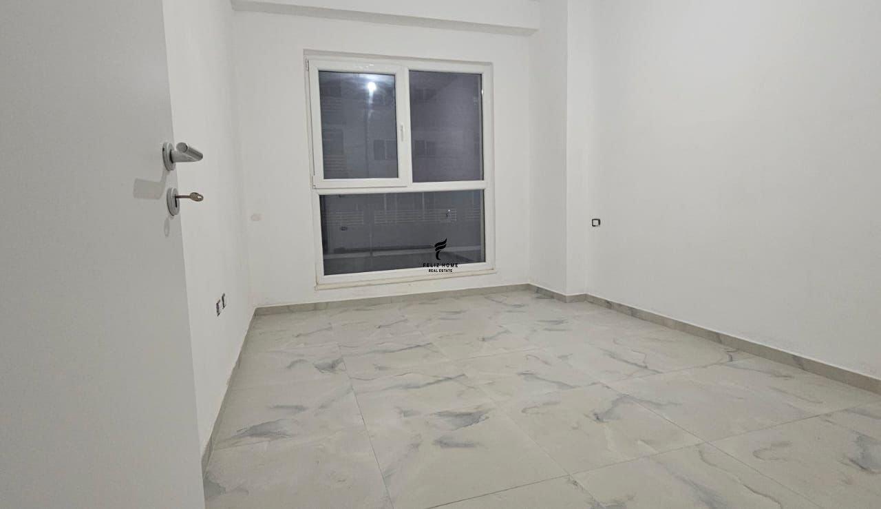 Zyra con Quota 66.6m2 in Via Hoxha, 600 euro mensili