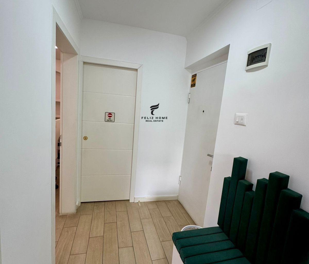 RETAIL SPACE WITH 68 M2 IN VASIL SHANTO 750 EURO