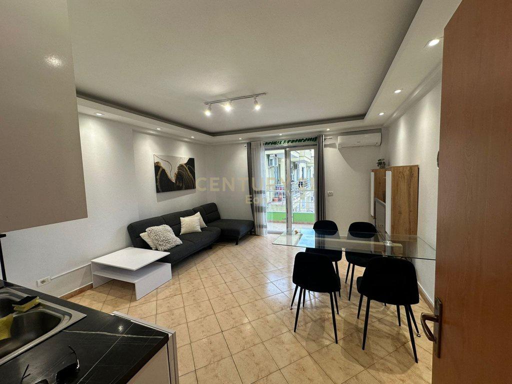 0684394200 Apartment for Sale 1+1 in the Center of Durrës