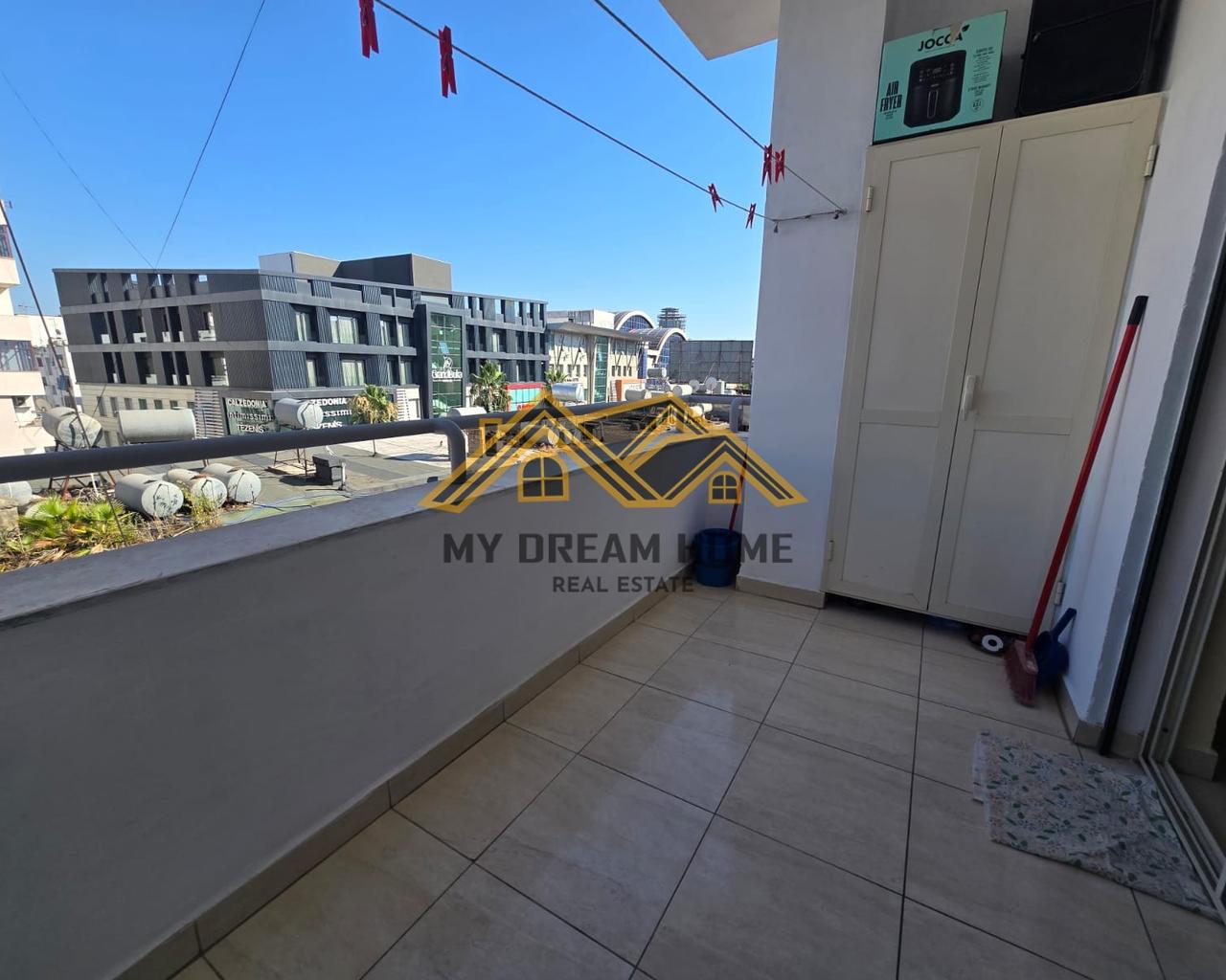 JEPET ME QIRA APARTAMENT 3+1+2 NE QENDER TE DURRESIT