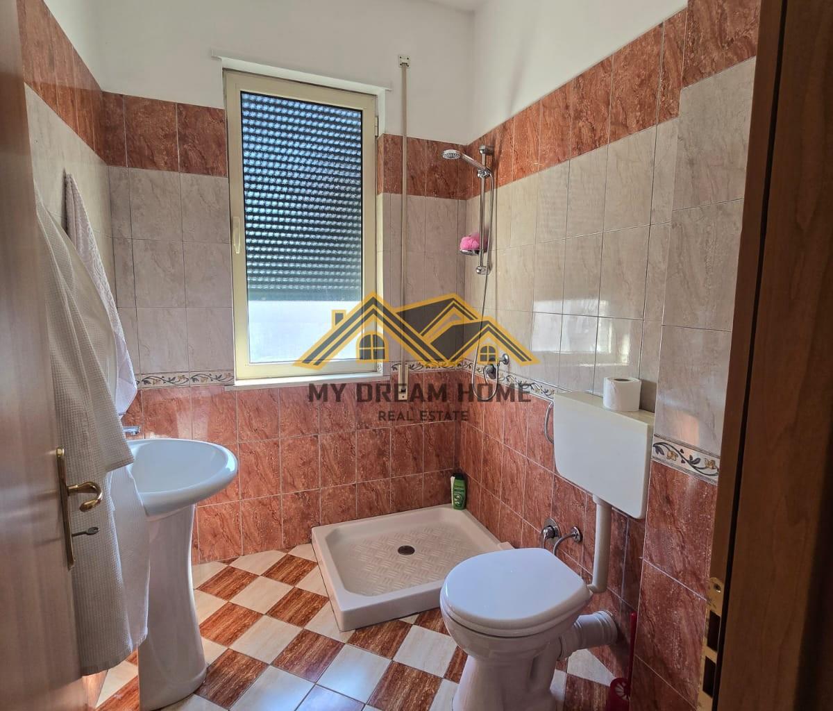 FOR RENT APARTMENT 3+1+2 IN THE CENTER OF DURRES