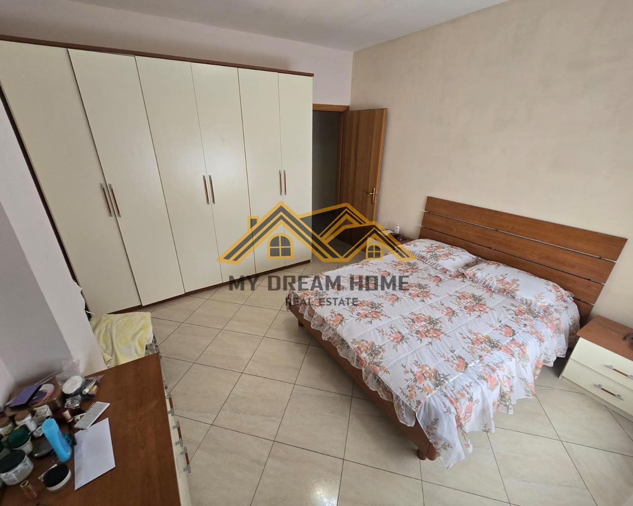 FOR RENT APARTMENT 3+1+2 IN THE CENTER OF DURRES