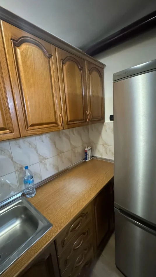 Tirane, affitto appartamento 2+1 Primo piano, 85 m² 550 € (Scuola Unificata)