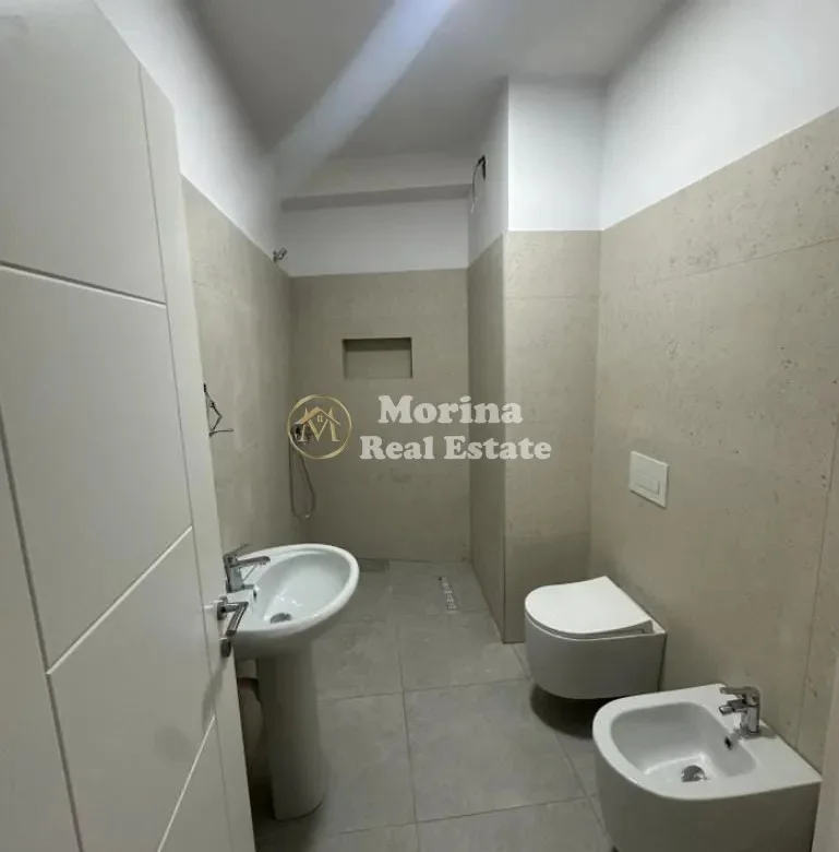 Tirane, vendesi appartamento 2+1 Piano 7, 89 m² 150.000 € (Complesso Jolla)