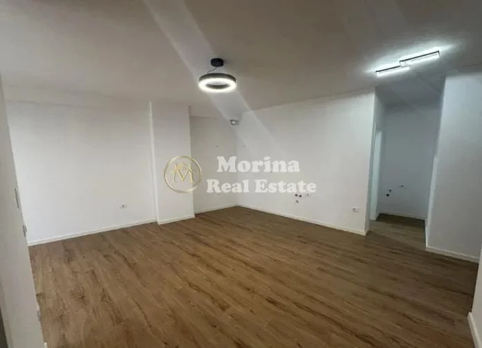 Tirane, vendesi appartamento 2+1 Piano 7, 89 m² 150.000 € (Complesso Jolla)
