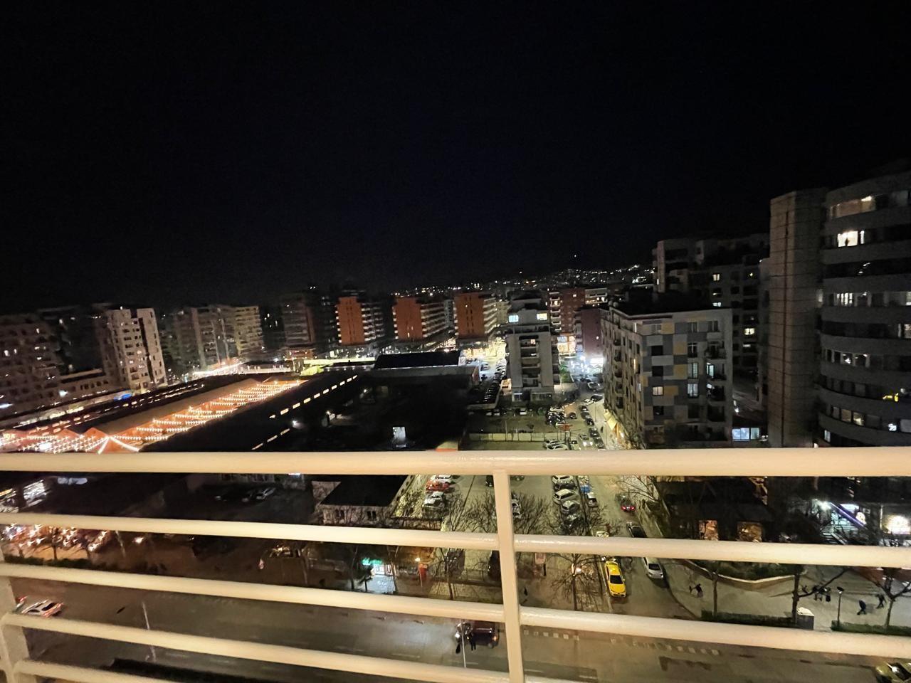Shitet apartament 2+1 tek rruga e Kavajës