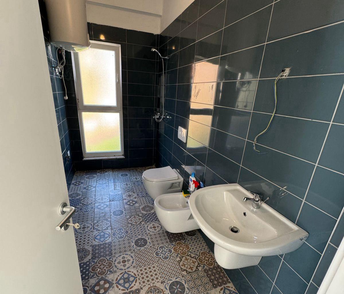 Affitto ufficio con piano terra 65m2