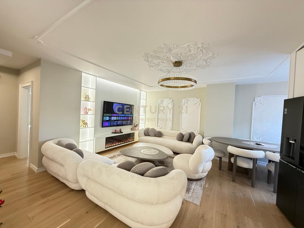 Appartamento di Lusso 2+1+2 in Vendita nel Centro