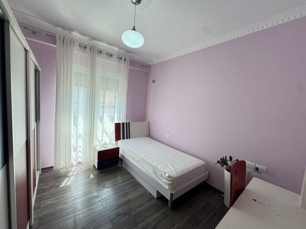 APARTAMENT 2+1+2 PËR SHITJE – KOPSHTI ZOOLOGJIK