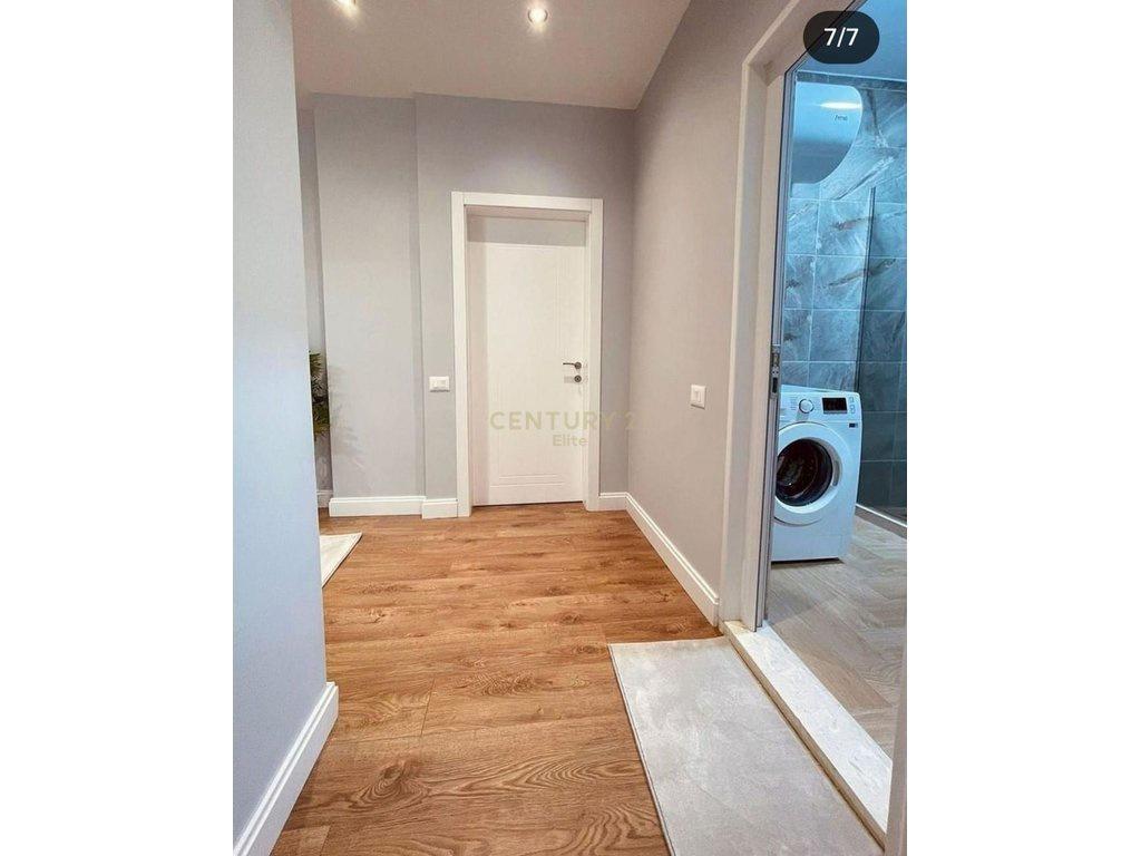Jepet me qira apartament 2+1 tek Rruga Frosina Plaku!