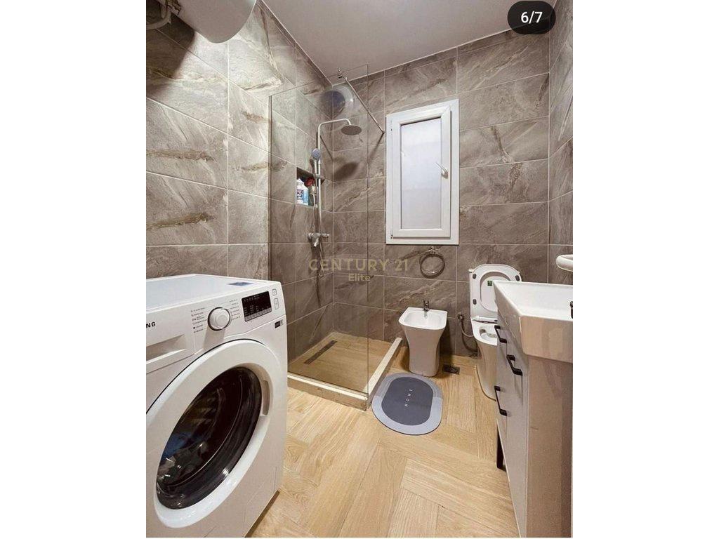 Jepet me qira apartament 2+1 tek Rruga Frosina Plaku!