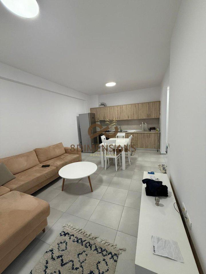 Apartament 2+1 + 2 Ballkone me qera tek Kompleksi Golden Par