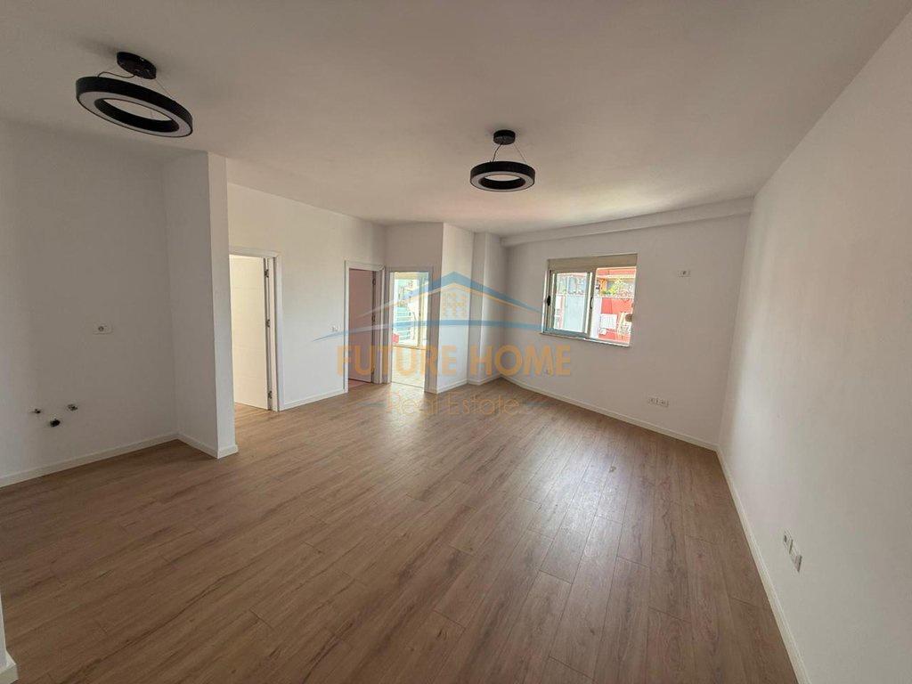 0694738665 Shitet,Apartament 2+1, Kodra e Diellit,Tiranë