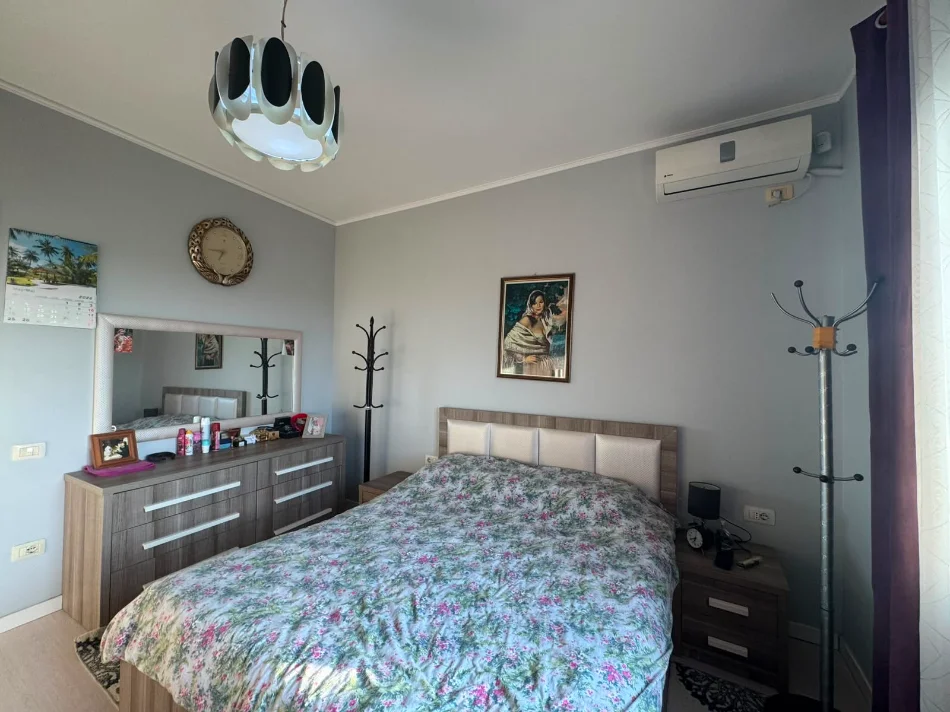 Tirane, Apartment for Sale 3+1, 4th Floor, 155 m², €250,000 (Astir)