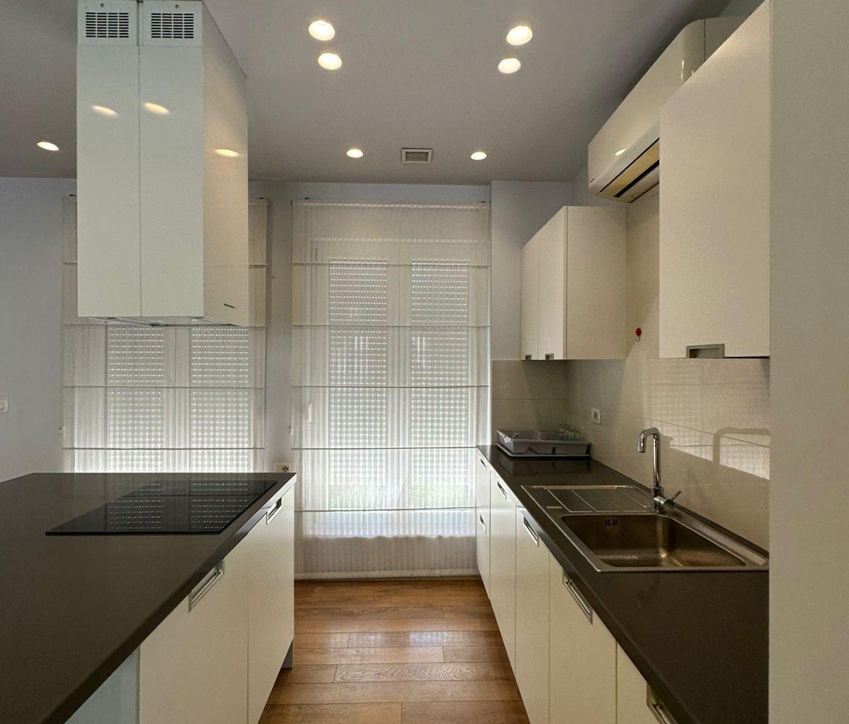 🔥FOR RENT 4-STOREY VILLA – White House, TEG