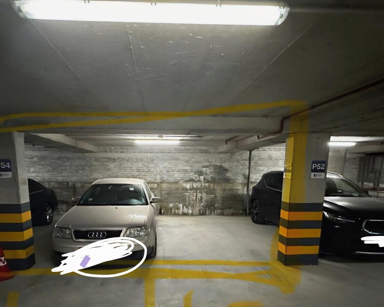 Parking me qira ne zonen e bllokut
