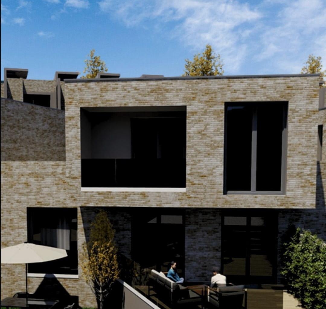 Shitet Apartament, Dupleks, tek Liqeni i Farkes