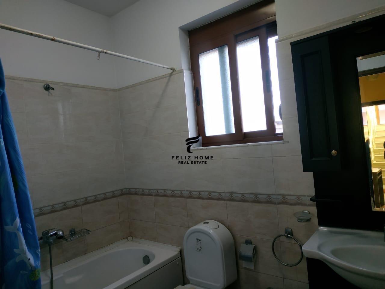 Villas for Sale with 5 Floors, Selite, 730,000 Euros