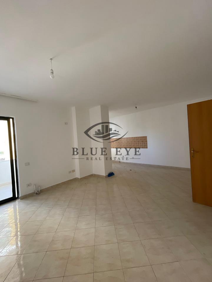 Appartamento 2+1+2 in Vendita – Vicino alla Vecchia Fabbrica del Pane, Durrës