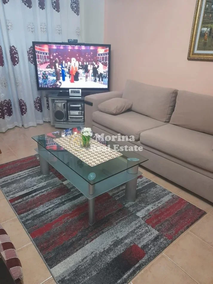 Tirane, vendesi appartamento 2+1 Piano 3, 102 m² 250.000 € (21 Dicembre)