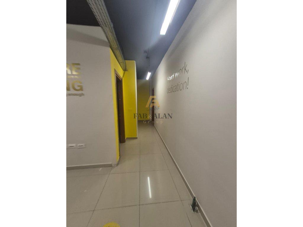 Office for Rent 230 m² - Rruga e Dibres