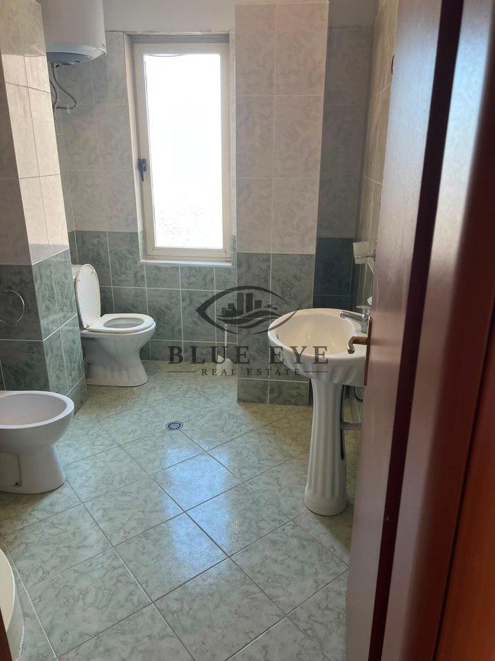 FOR RENT 1+1 APARTMENT WITH RED ROOF NEAR THE BEACH