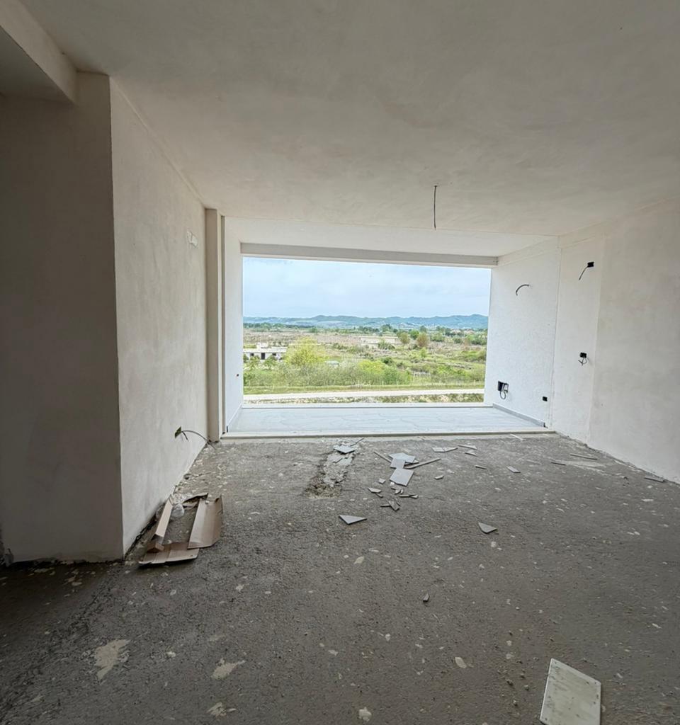 🌊 SHITET APARTAMENT 1+1 – PORTO LALËZI 🏖️✨