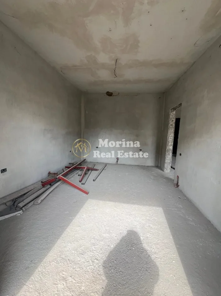 Tirana, vendesi Villa a 2 piani, 203 m², 350.000 € (5 Maji)