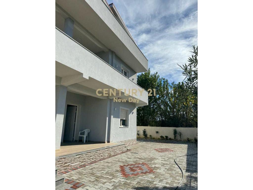 Villa for Rent in the Beach Area