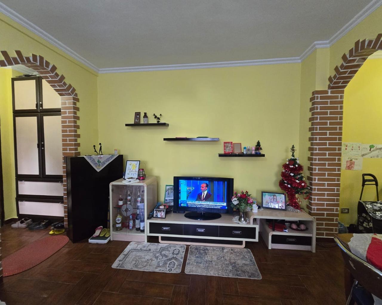 Apartament 2+1 ne shitje , Zogu i Zi