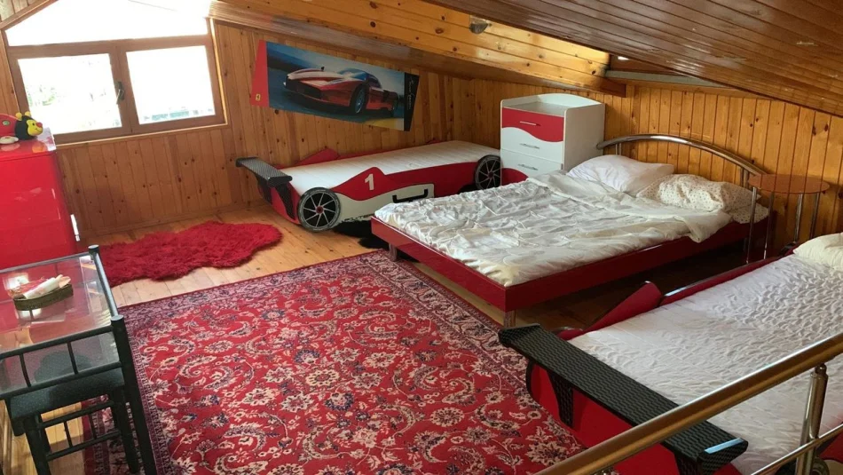 Tirane, affitto appartamento 2+1 Piano 3, 90 m² 380 € (Shkozë)