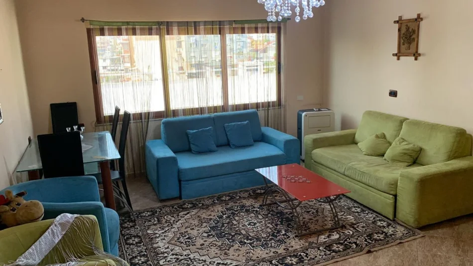 Tirane, affitto appartamento 2+1 Piano 3, 90 m² 380 € (Shkozë)