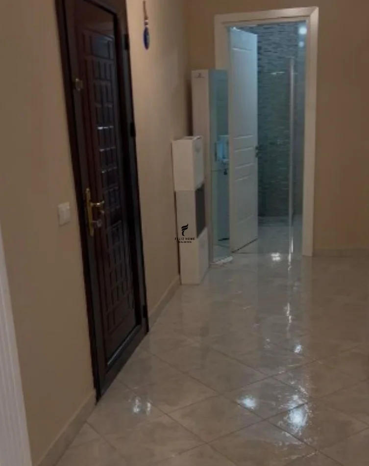 Tirane, Rental Apartment 2+1, Second Floor, 100 m², €600 (Yard Included)