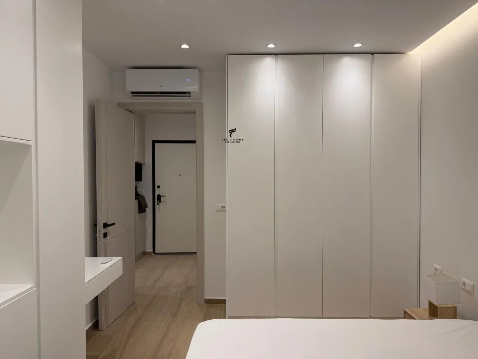 Tirane, For Rent 1+1 Apartment, 3rd Floor, 70 m², €800 (ZOGU I ZI)