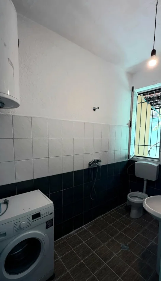 Tirana, Apartment for Rent 1+1, First Floor, 65 m², 380 € (Zogu I Zi)