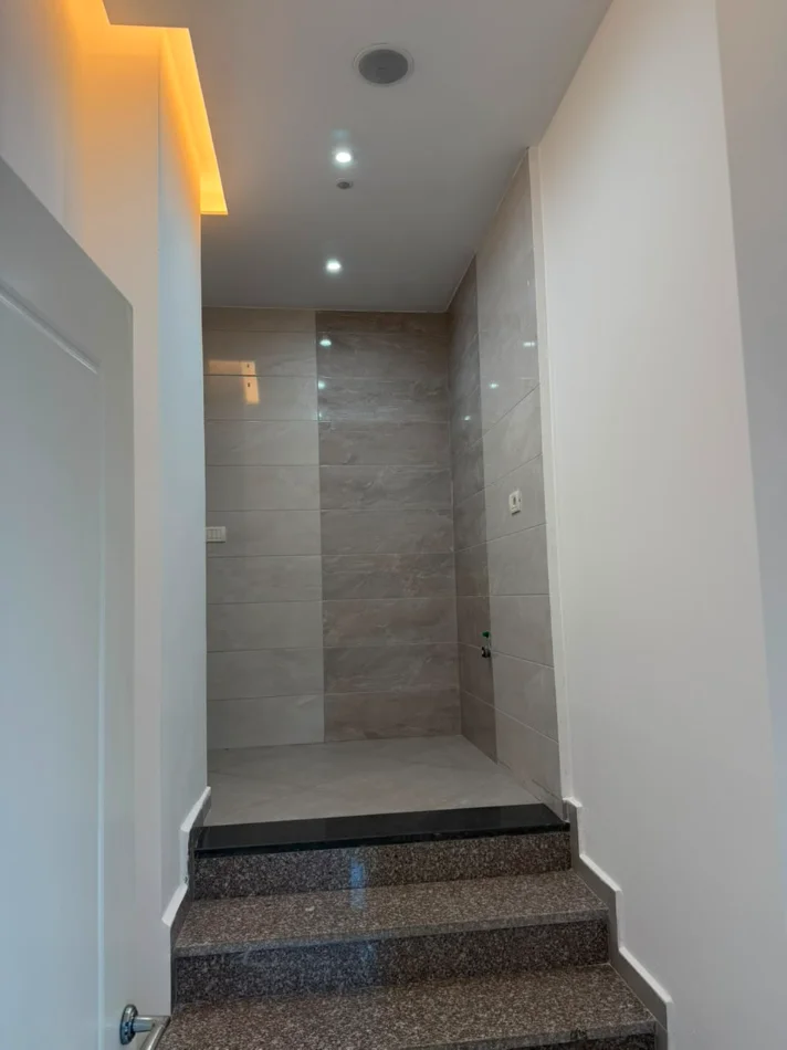 Tirane, Commercial Space for Sale Ground Floor, 47 m² 177,000 € (Astir)