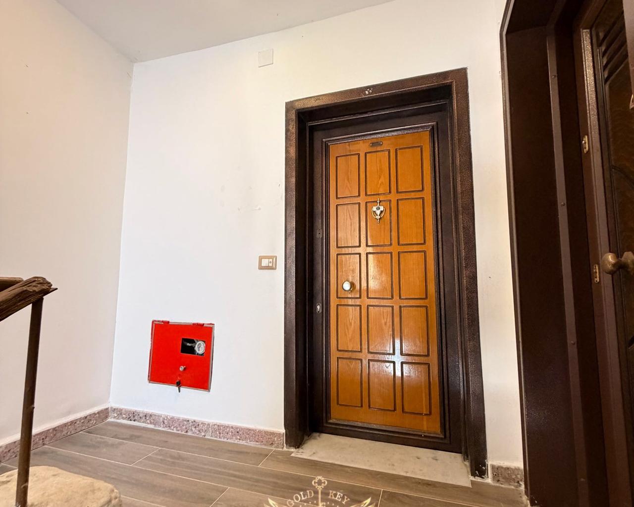 🏡 Ambient Biznesi me QERA 1+1+Ballkon