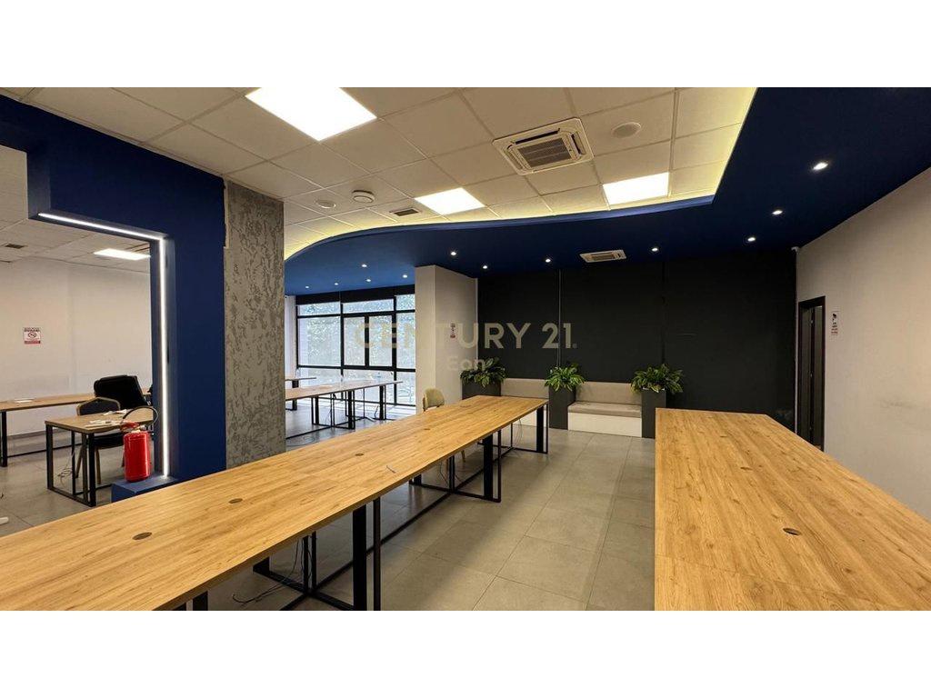 FOR RENT - Commercial Space in Downtown, Durrës!