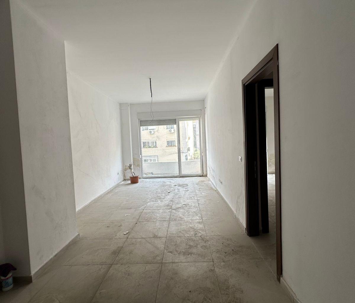 Ambient biznesi me qera ,Qender,Durres.