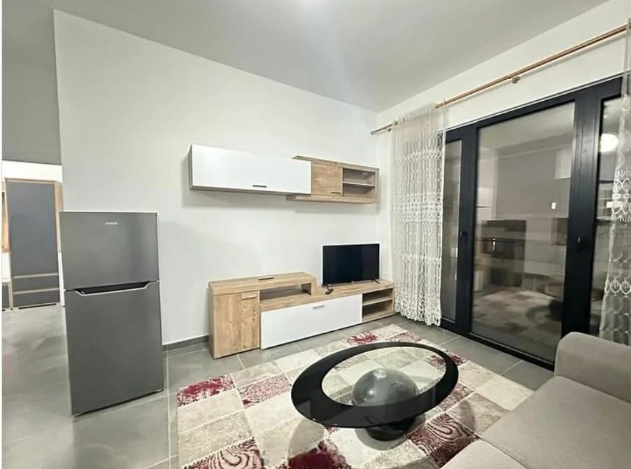 For Rent: 1+1 Apartment – Square 21, Kavajë Street