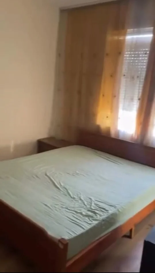 Tirane, for sale 2+1 apartment, 4th Floor, 57 m², €97,850 (Shared School)