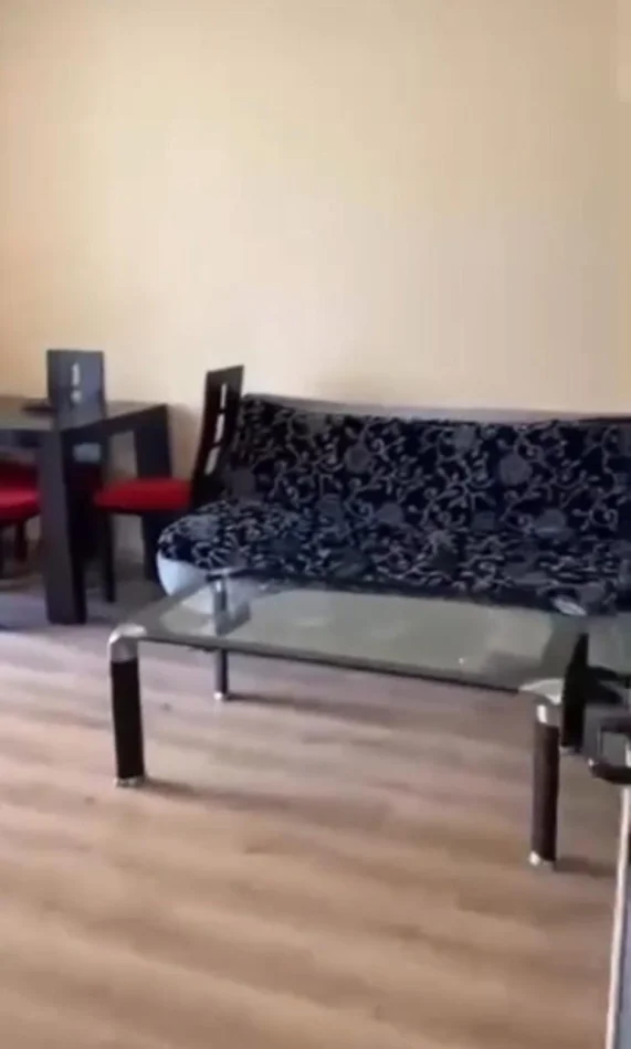 Tirane, shitet apartament 2+1 Kati 4, 57 m² 97.850 € (Shkolla e Bashkuar)