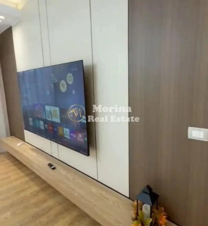 Tirane, vendesi appartamento 2+1 Piano 2, 107 m² 167.000 € (Astir)